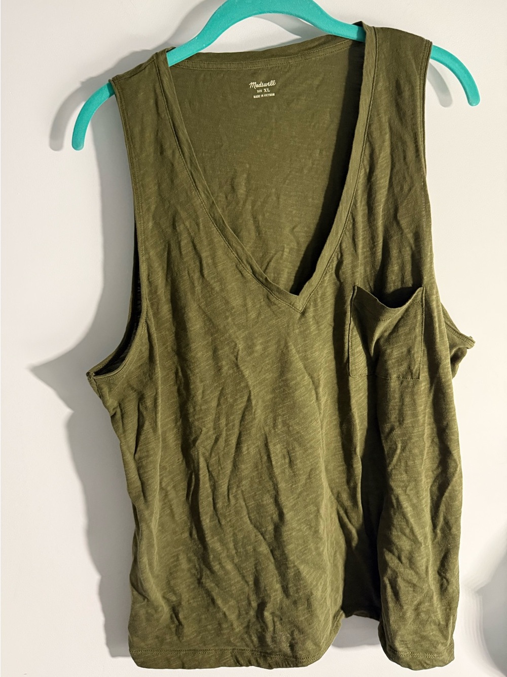 EUC Madewell V neck green pocket tank size XL